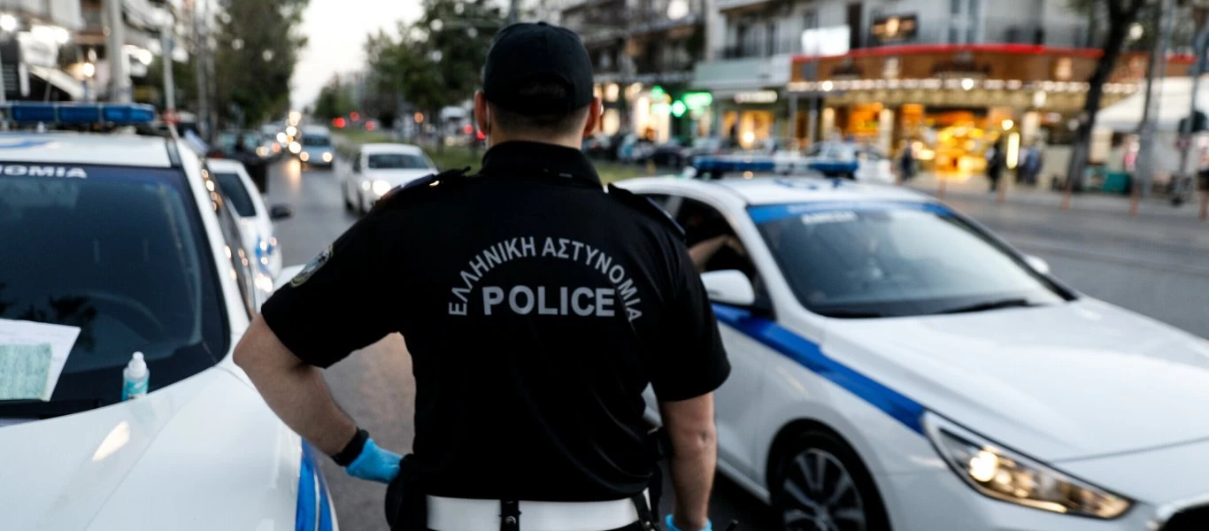 Ποινική δίωξη στον άντρα που πυροβόλησε σε πολυκατοικία στον Άλιμο